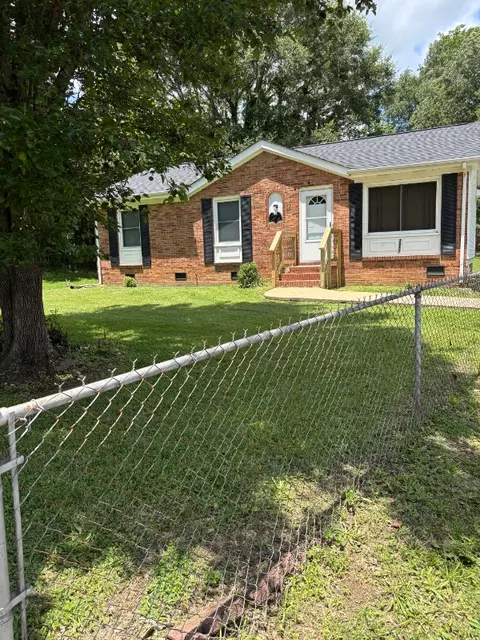 2837 Meade Ave, Gastonia, NC 28052