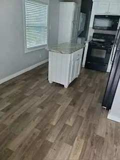 1103 27th St #06, San Leon, TX 77539