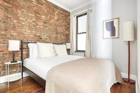 345 E 5th St #3, New York, NY 10003