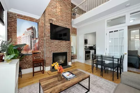 468 W 47th St # W, New York, NY 10036