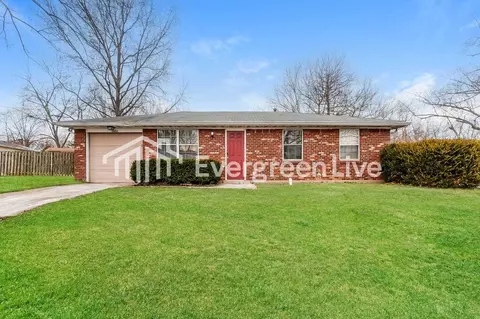 10402 Chris Dr, Indianapolis, IN 46229