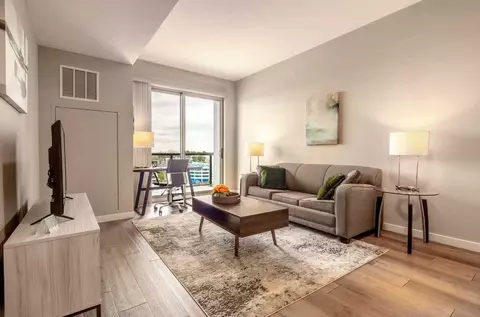 880 Pacific St #1039237P, Stamford, CT 06902