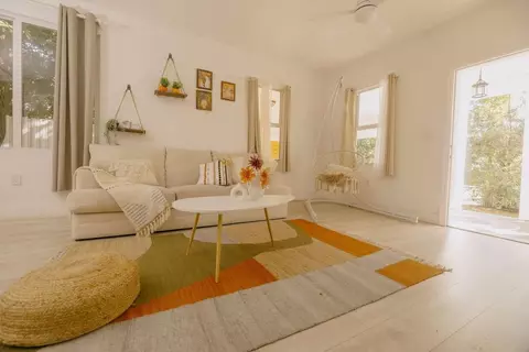181 NW 46th St #1319957P, Miami, FL 33127