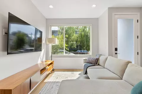 6405 22nd Ave NW UNIT B, Seattle, WA 98107