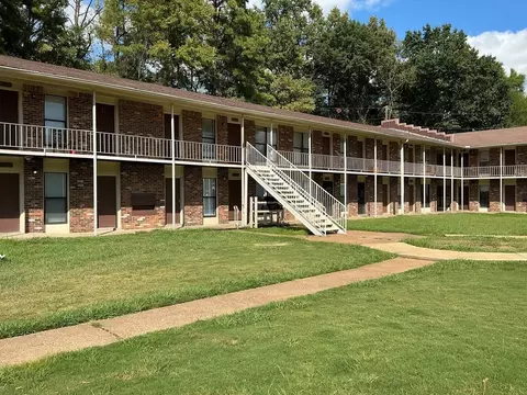 33 Gillman Ln #5, Jackson, TN 38301