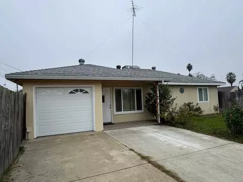 6425 Thomas Dr, North Highlands, CA 95660
