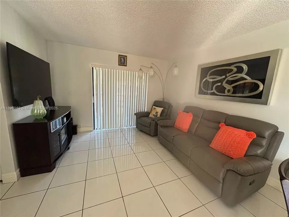  9714 Hammocks Blvd #203-29, Miami, FL 33196 photo 4