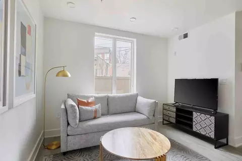 818 Potomac Ave SE #1019835P, Washington, DC 20003