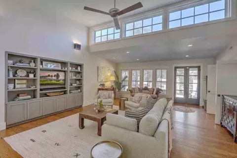 278 Palm St #1325129P, Mount Pleasant, SC 29464