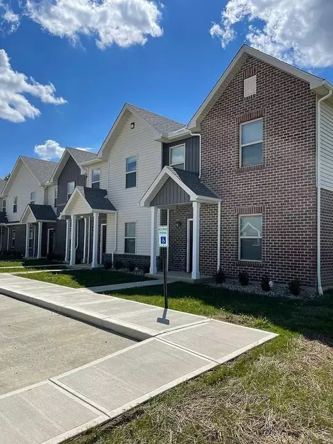 4325 Otter Creek Dr, Amelia, OH 45102