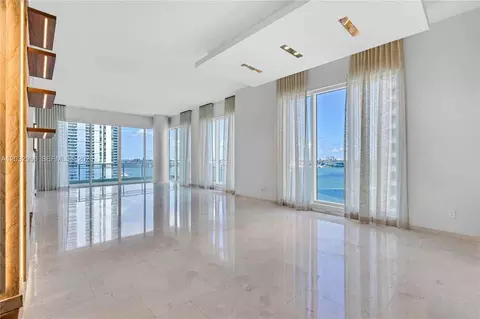 Undisclosed, Miami, FL 33131