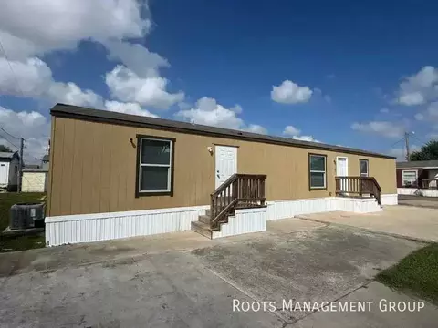 3707 E Us Business 83 Apt #208, Donna, TX 78537
