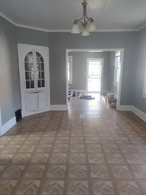 4501 Hyde Ave, Cleveland, OH 44109