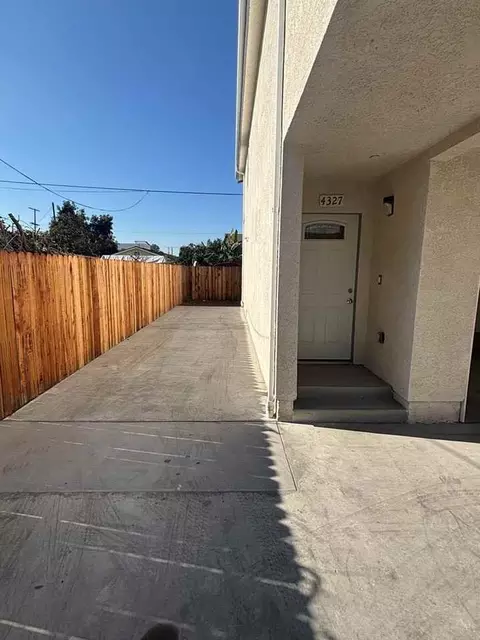 4327 Honduras St, Los Angeles, CA 90011