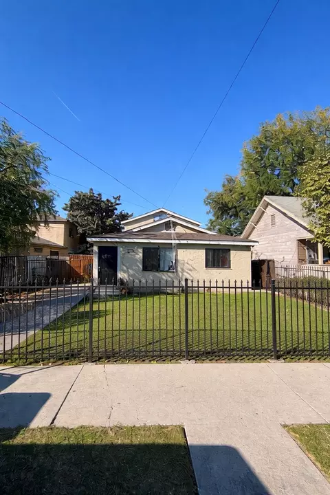 4311 Morgan Ave #B, Los Angeles, CA 90011