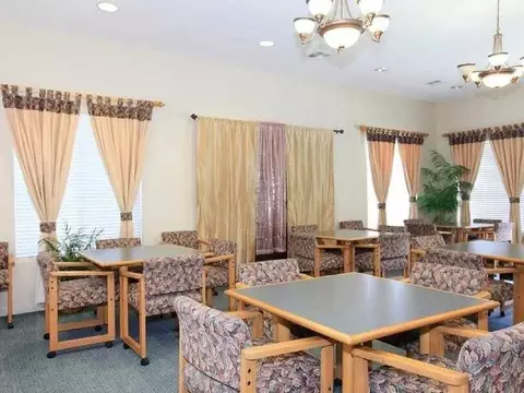 941 Sunset Garden Ln, Simi Valley, CA 93065