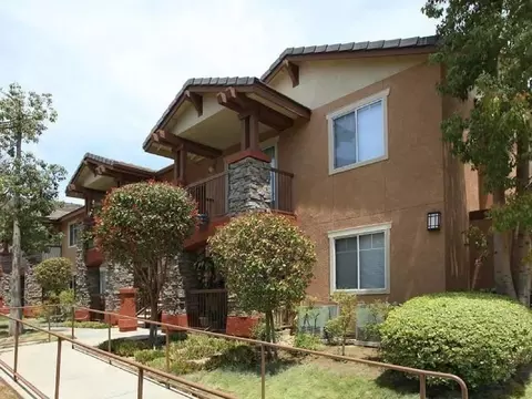 941 Sunset Garden Ln, Simi Valley, CA 93065
