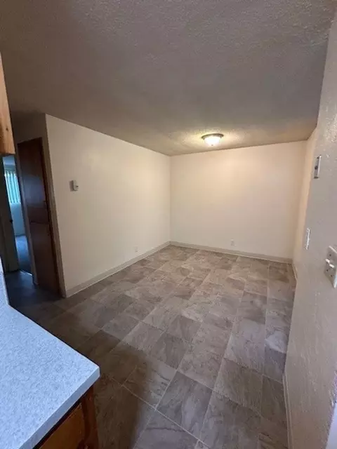 25 W 30th 2966 Willamette #25-25, Eugene, OR 97405 photo 3