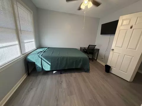 36 17th St N #3WHITE, Texas City, TX 77590