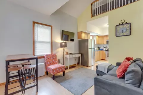 16 S Hudson St #1306517P, Westmont, IL 60559