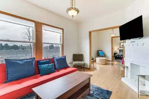 927 Flournoy St #1306514P, Oak Park, IL 60304