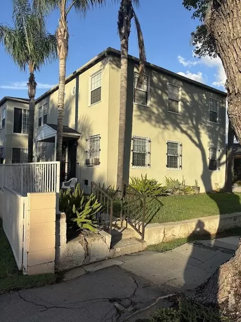 2183 W 27th St #2183, Los Angeles, CA 90018