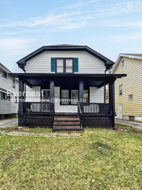 16007 Elderwood Ave, East Cleveland, OH 44112