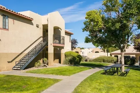 1919 Ladera Dr NW, Albuquerque, NM 87120