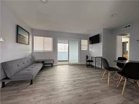 625 N 11th St #C, Las Vegas, NV 89101