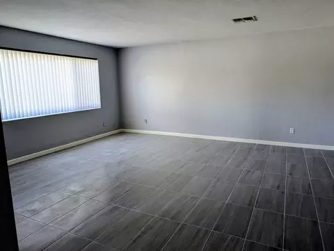 2432 Eastland St #NA, Tucson, AZ 85719