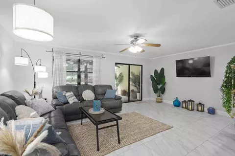 4416 Fuschia Cir S #1326855P, Palm Beach Gardens, FL 33410
