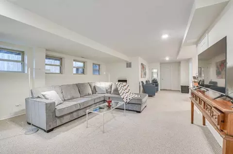 3975 S Ellis Ave #1306702P, Chicago, IL 60653