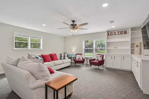 1909 Langford St #1328073P, College Station, TX 77840