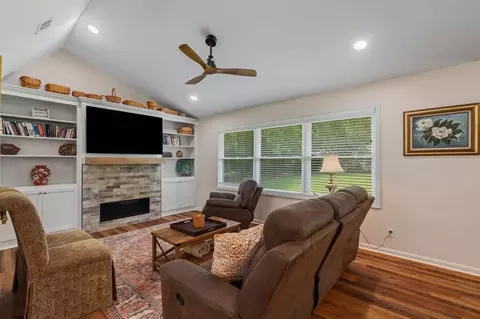 608 S 21st Ave #1331003P, Hattiesburg, MS 39401