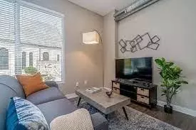 500 Singleton Blvd, Dallas, TX 75212