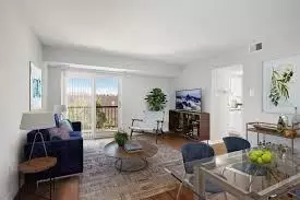 120 E Colorado Blvd, Dallas, TX 75203