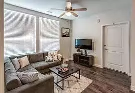 3228 E Rosedale St, Fort Worth, TX 76105