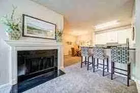 1201 Wesleyan St, Fort Worth, TX 76105