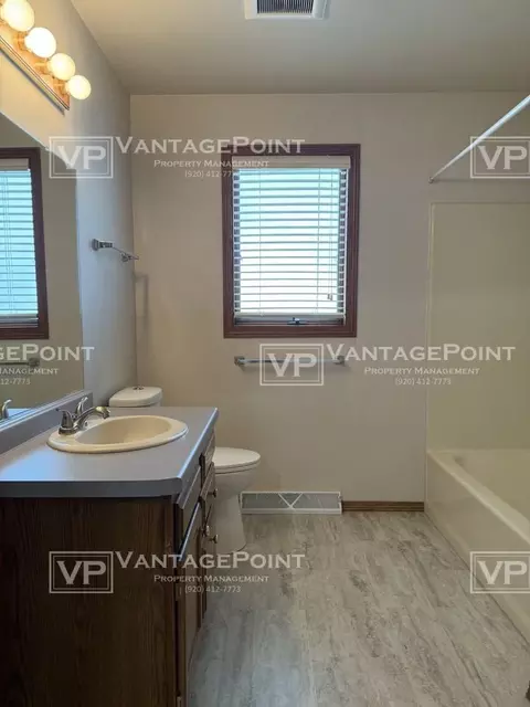 2121 N Cloudview Dr, Appleton, WI 54914 photo 18