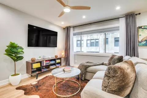 6242 N Kenmore Ave #1305619P, Chicago, IL 60660