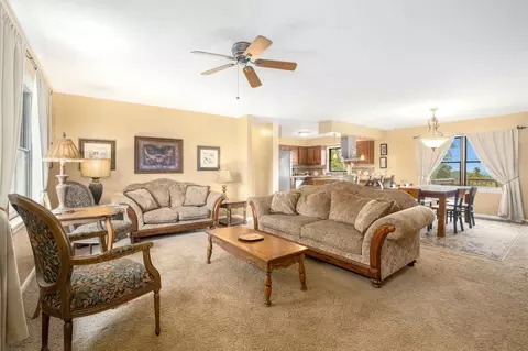 560 County Road 102 #1325613P, Eureka Springs, AR 72632