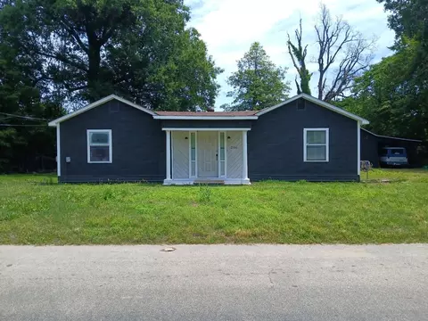 206 Chance St, Kennett, MO 63857