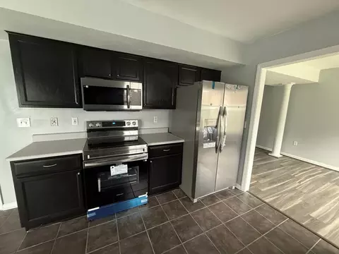 4826 Golfview Dr NE, Roanoke, VA 24019