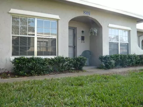 202 Esplanade Way #106, Casselberry, FL 32707