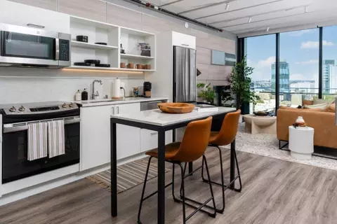 303 Battery St, Seattle, WA 98121
