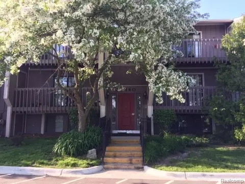 29840 W 12 Mile Rd # 401, Farmington Hills, MI 48334