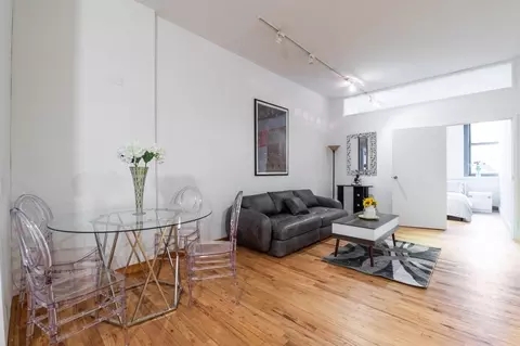 154 Chambers St #1323899P, New York, NY 10007