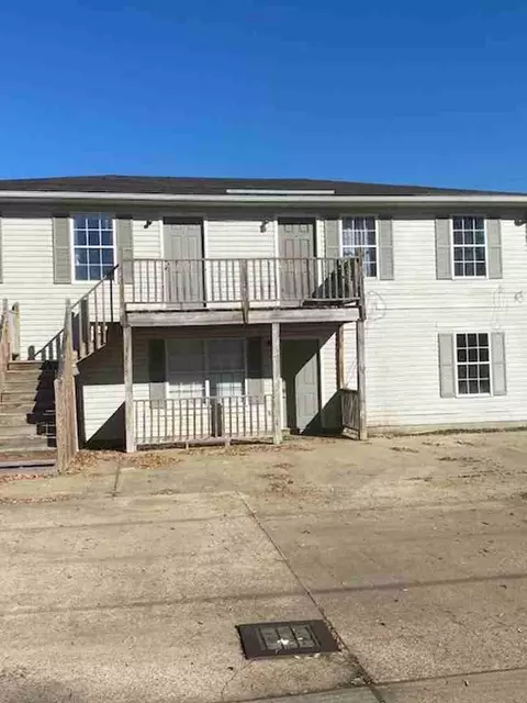 616 N Bayou Ave #I, Cleveland, MS 38732