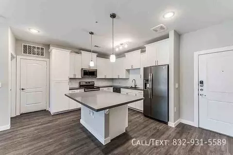 dulles ave, Sugar Land, TX 77477