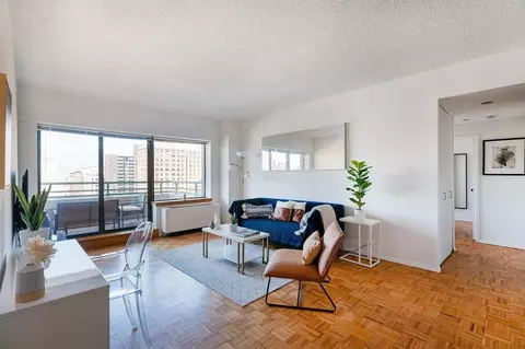 87 Columbus Ave #1251675P, New York, NY 10023